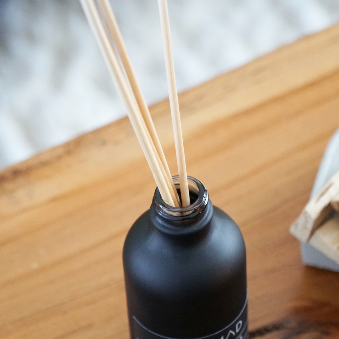 Lemongrass + Palo Santo Noir Reed Diffuser